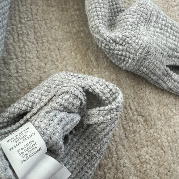 Aerie Offline Gray Waffle Knit Henley Thermal Top XS Cotton Blend - Picture 11 of 12